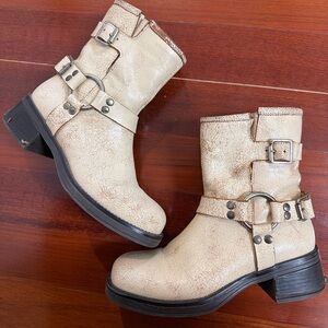 steve madden ankle cream moto booties size 6